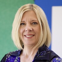 Dr. Clair Sullivan - دکتر کلر سالیوان
